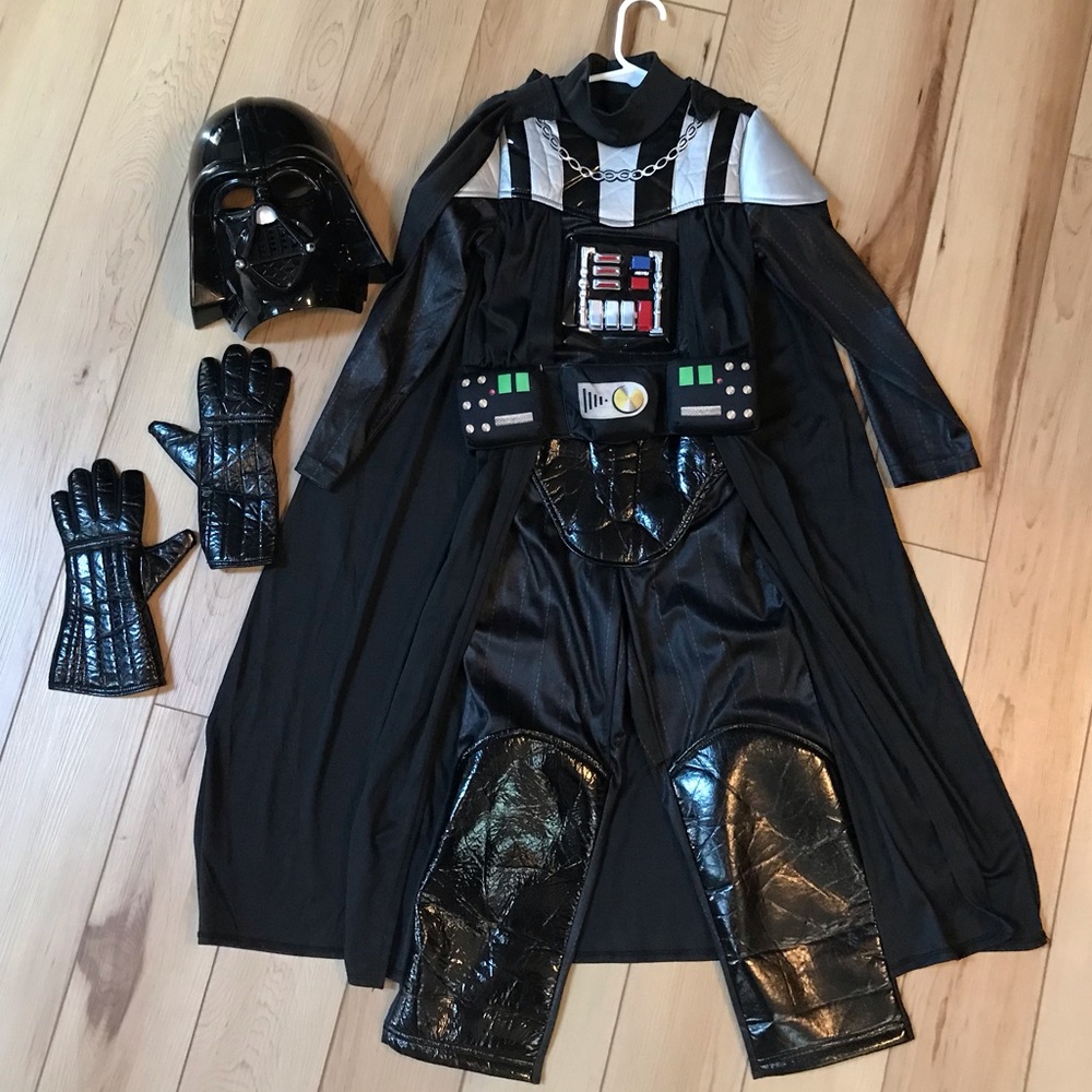 Authentic Disney Darth Vader Costume Size 5/6